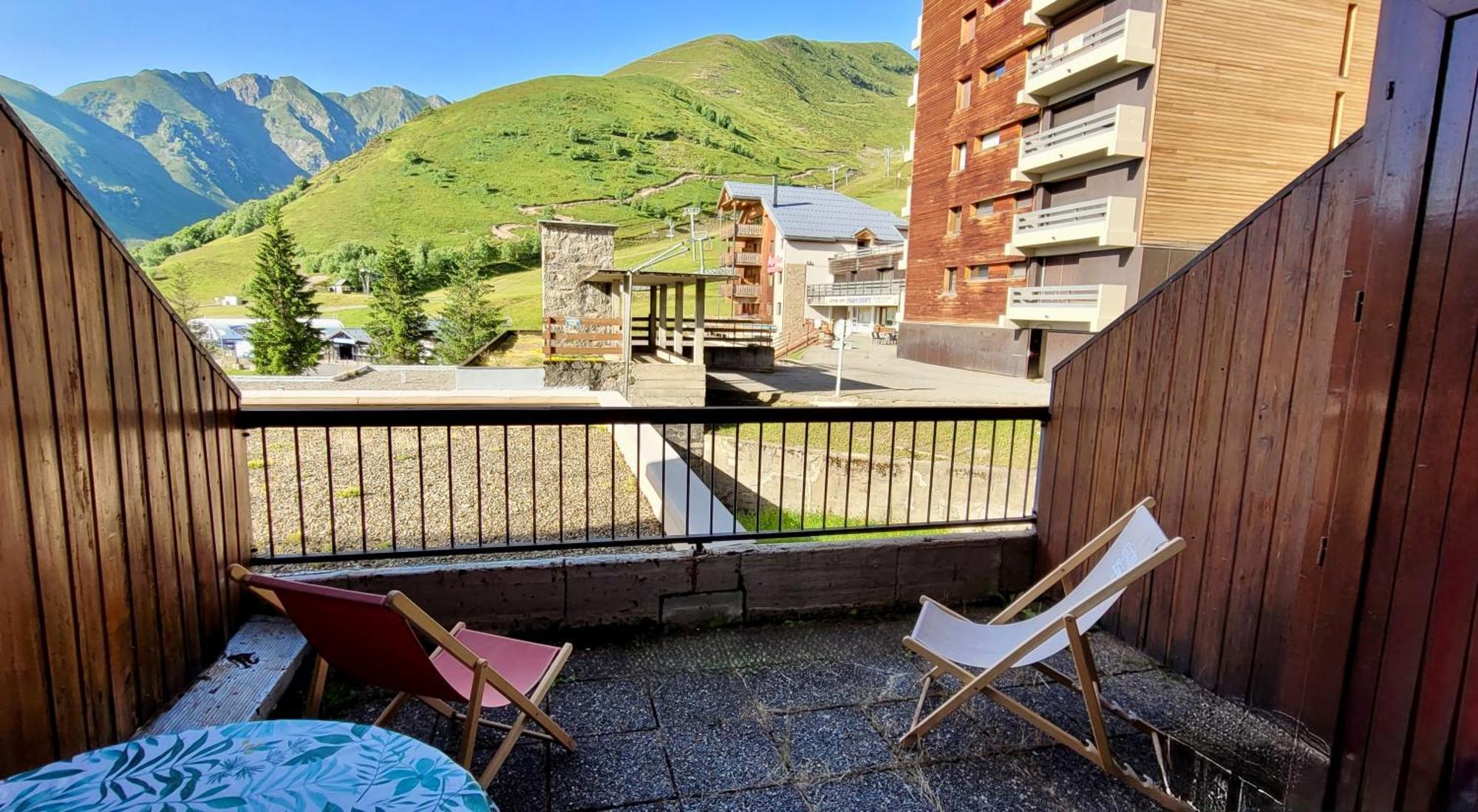 Charmant Appartement Au Pied Des Pistes, Avec Une Spacieuse Terrasse Ensoleillee Gouaux-de-Larboust Eksteriør billede